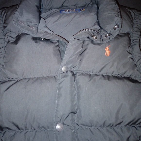 Vest - Picture 6 of 13